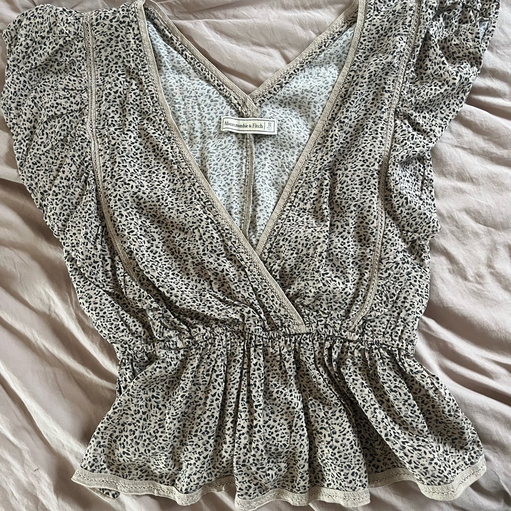 Abercrombie & Fitch Flutter Sleeve Leopard Blouse